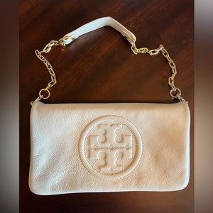 Tory Burch Bombe Reva Clutch in Ivory with gold chain